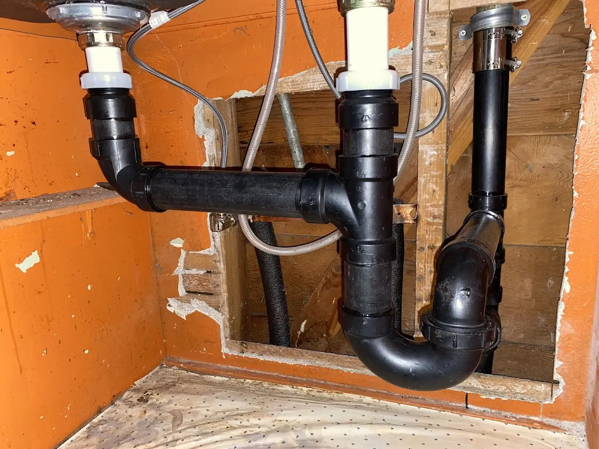 Professional Pipe Bursting equipment and tools on the job in Walton